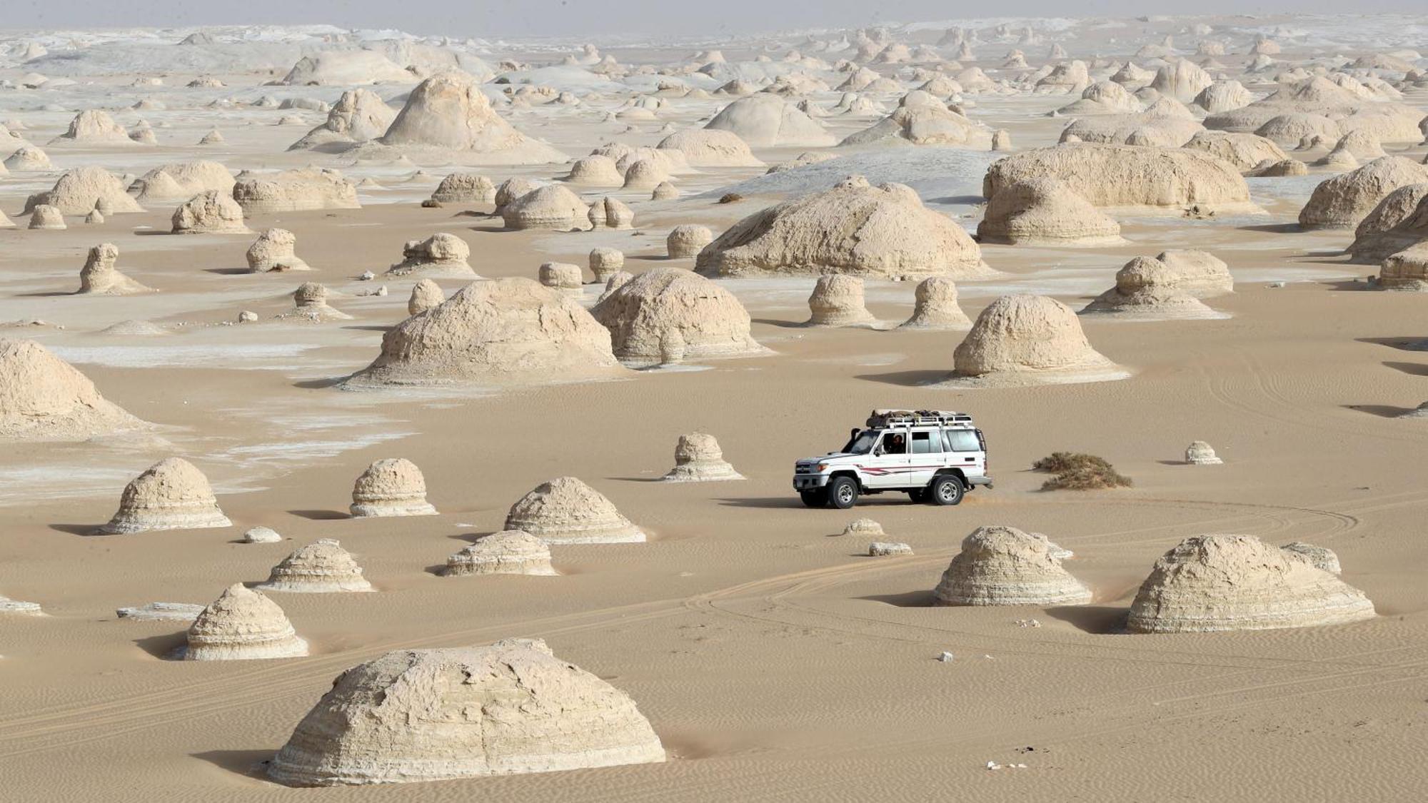 Hotel B&W Sahara Sky Camp Farafra Exterior foto